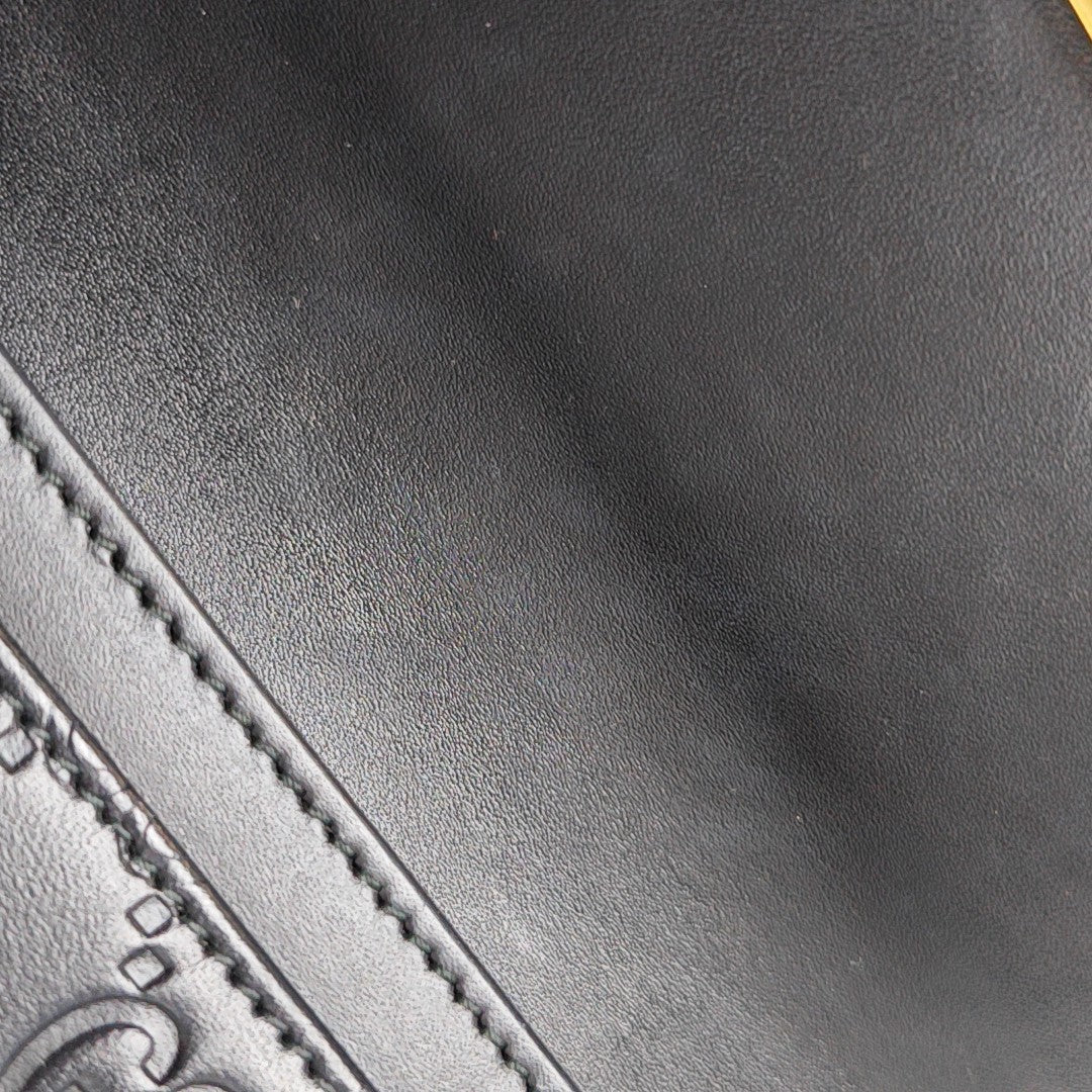 Interlocking G Small Monogram Calfskin Black Wallet