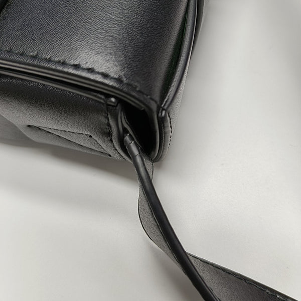 Cassette Medium Calfskin Black