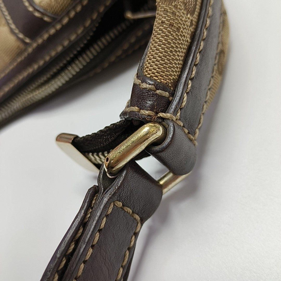 Monogram Canvas Brown