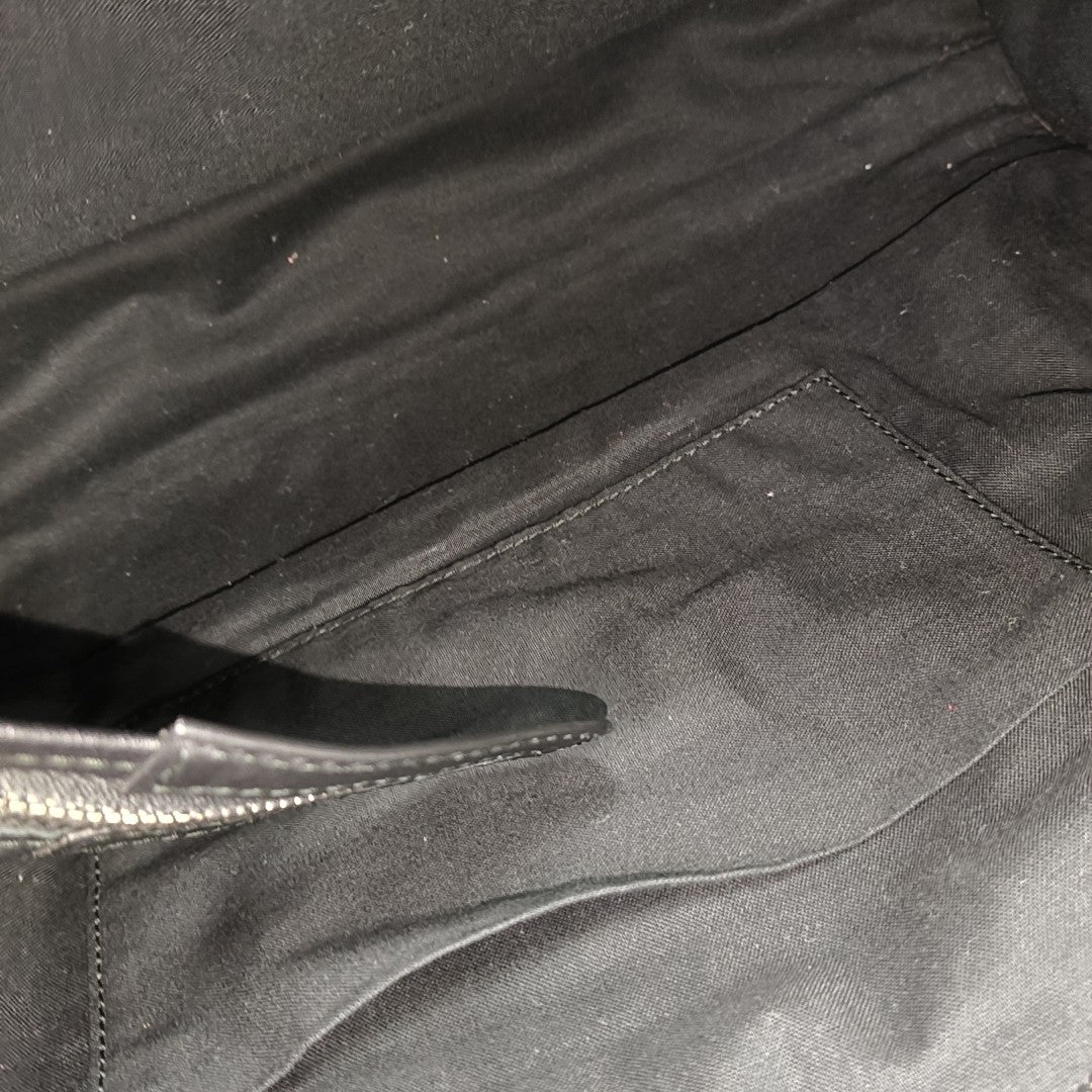 Metal Plate Classic City Lambskin Black