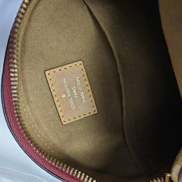 BOITE CHAPEAU PM Monogram Coated Canvas Brown