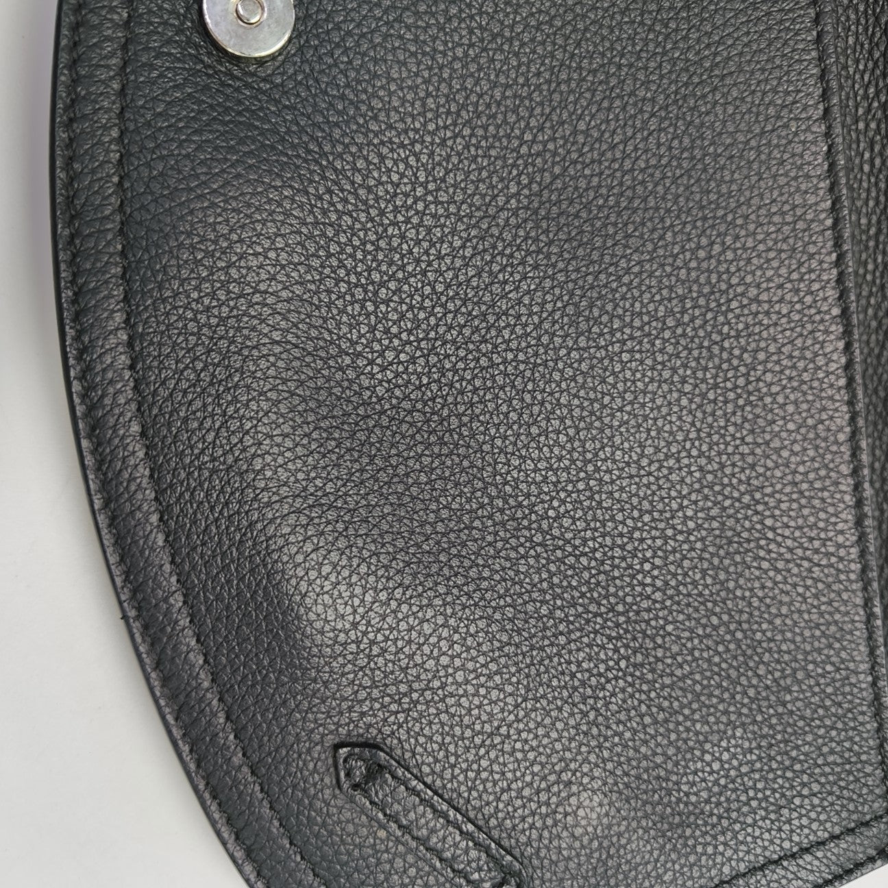 Saddle Small Calfskin Black