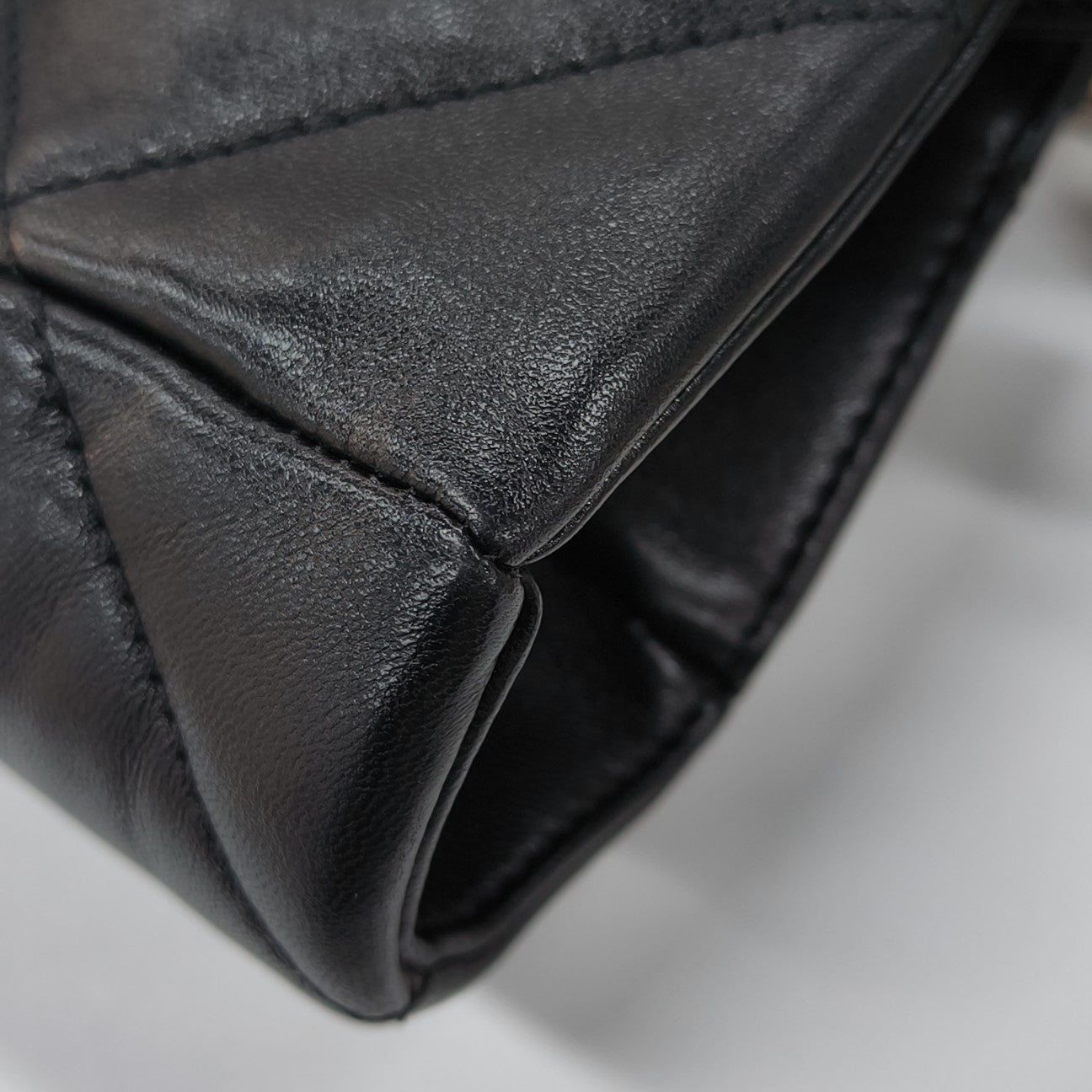 CHANEL 19 Large Quilted Lambskin Black
