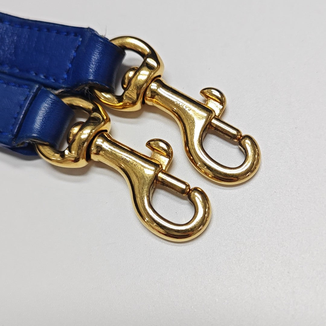 SAC DE JOUR Nano Calfskin Blue