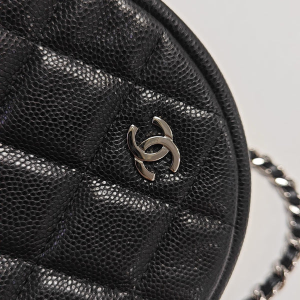 ROUND Quilted Grained Calfskin Black