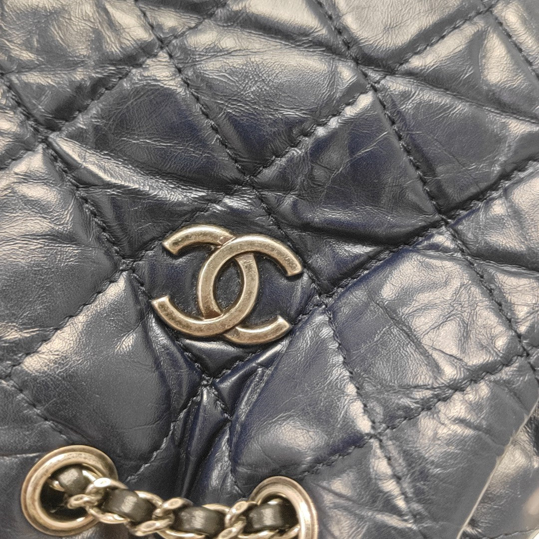 GABRIELLE Medium Quilted Calfskin Blue