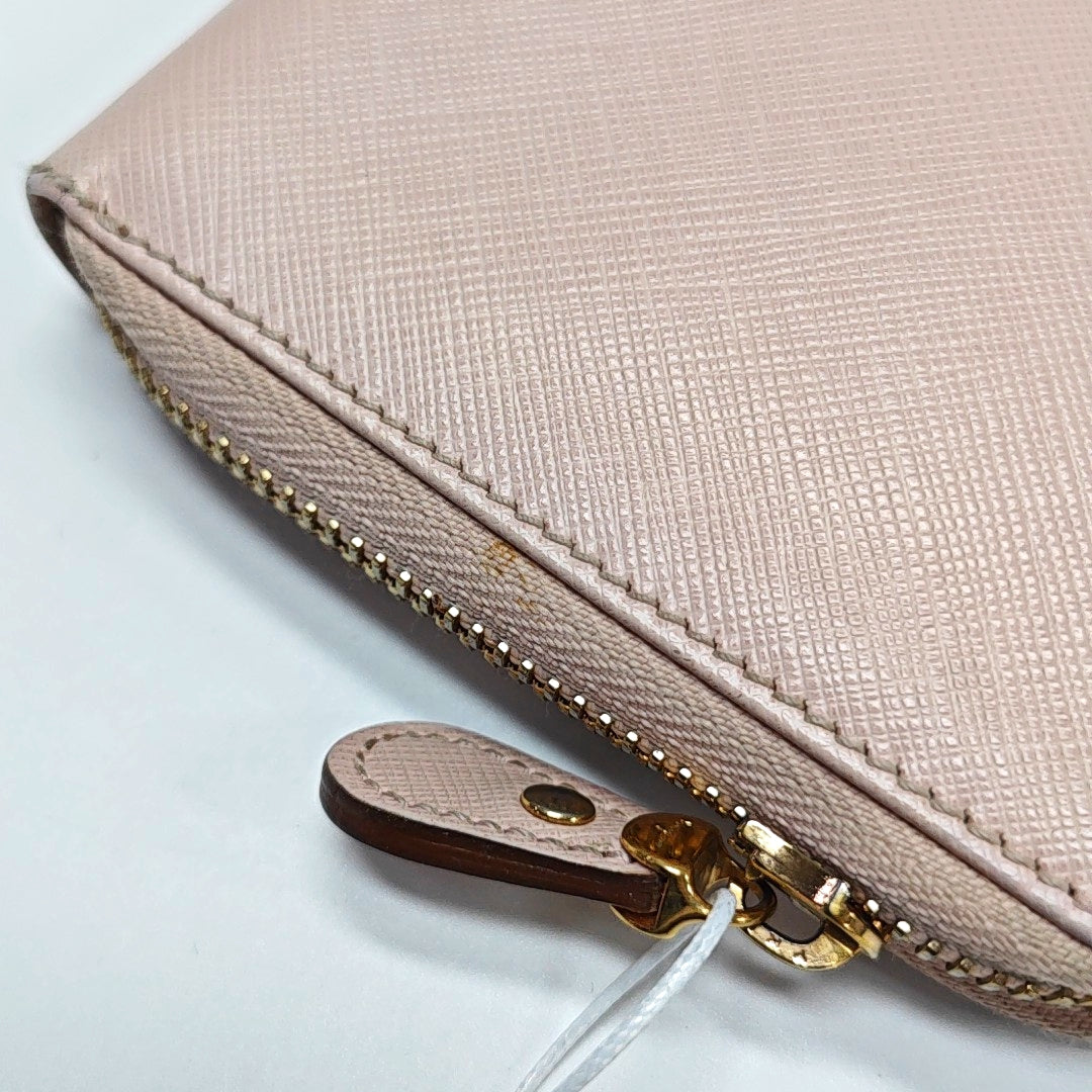 Authenticated pre-owned  Gancini Calfskin Pink Wallet - Wallet at Looply