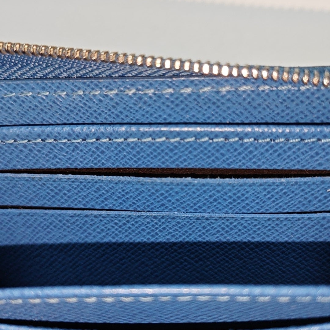 ZIPPY Epi Blue Card Holder