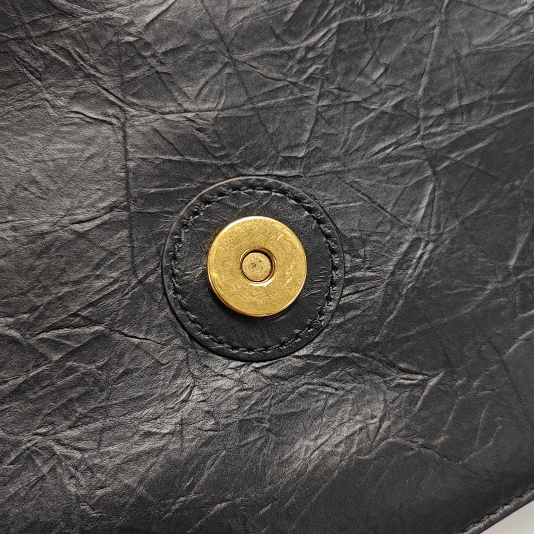 Crush Medium Calfskin Black
