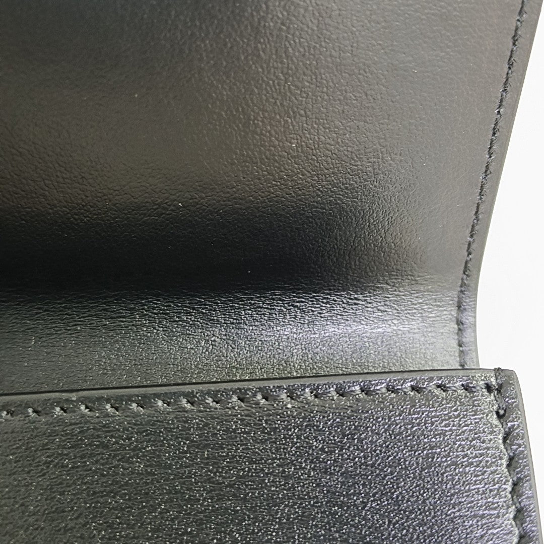 Trifold Calfskin Black Wallet – Looply