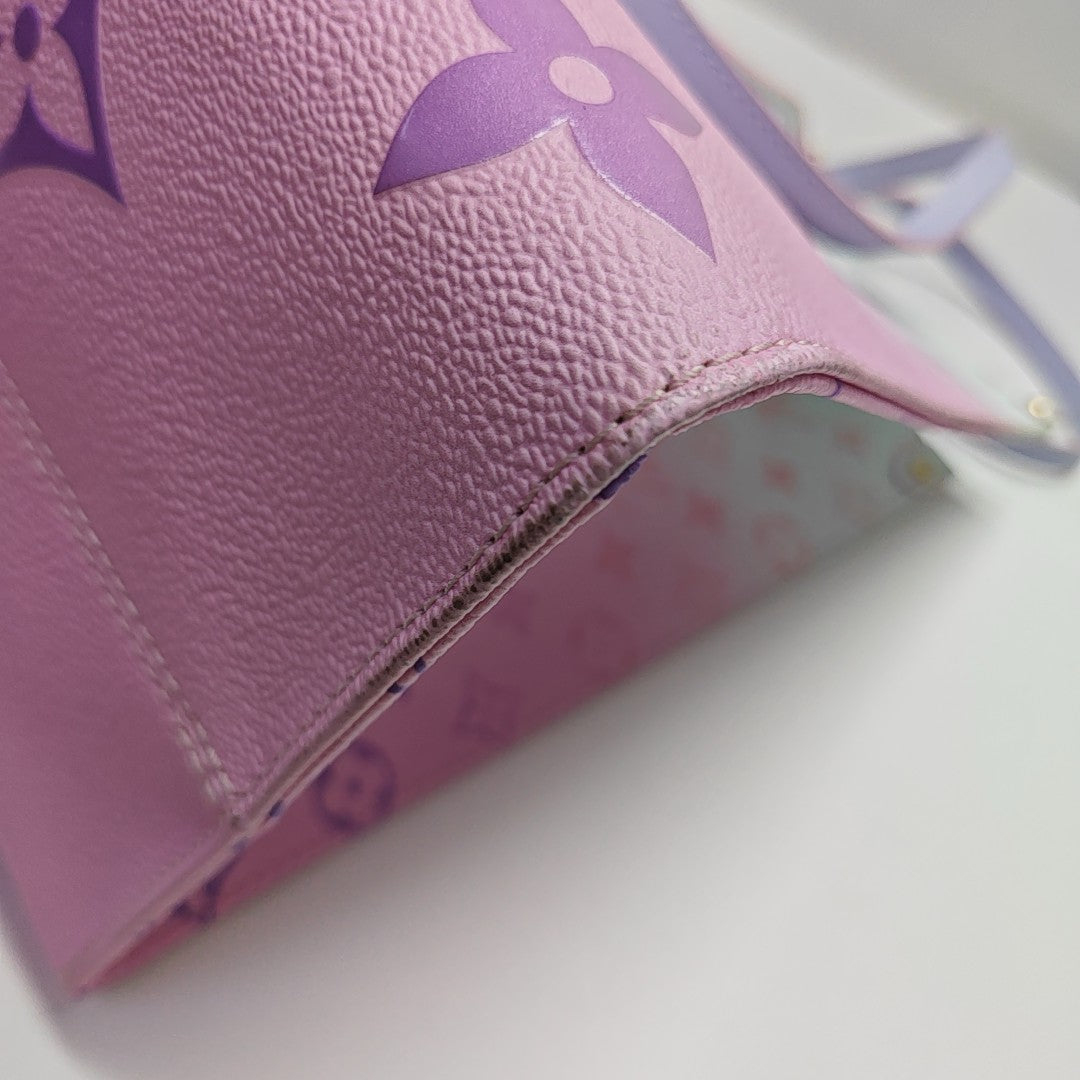 ONTHEGO GM Monogram Coated Canvas Multicolor