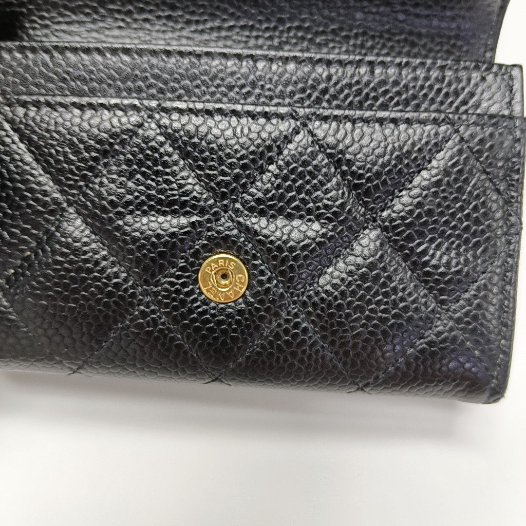 CLASSIC FLAP Quilted Grained Calfskin Black Card Holder