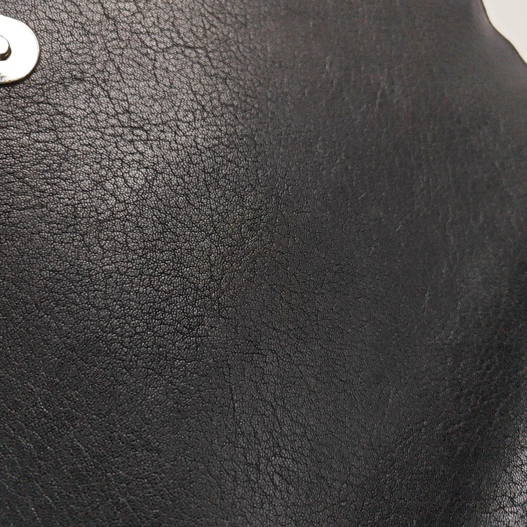 COLLEGE Chevron Lambskin Black