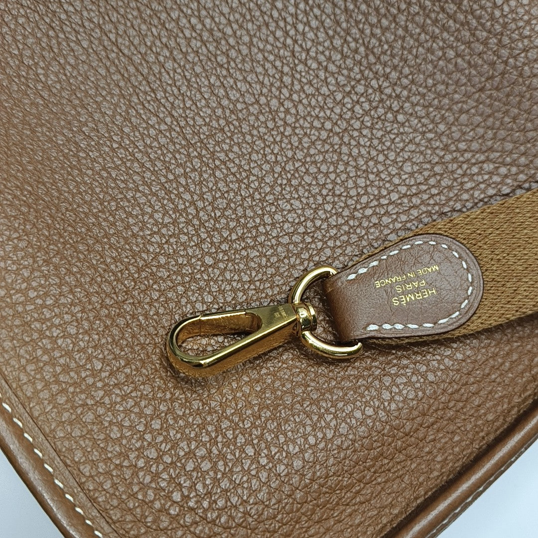 Authenticated pre-owned  Evelyne TPM Clemence Brown - Shoulder Bag at Looply