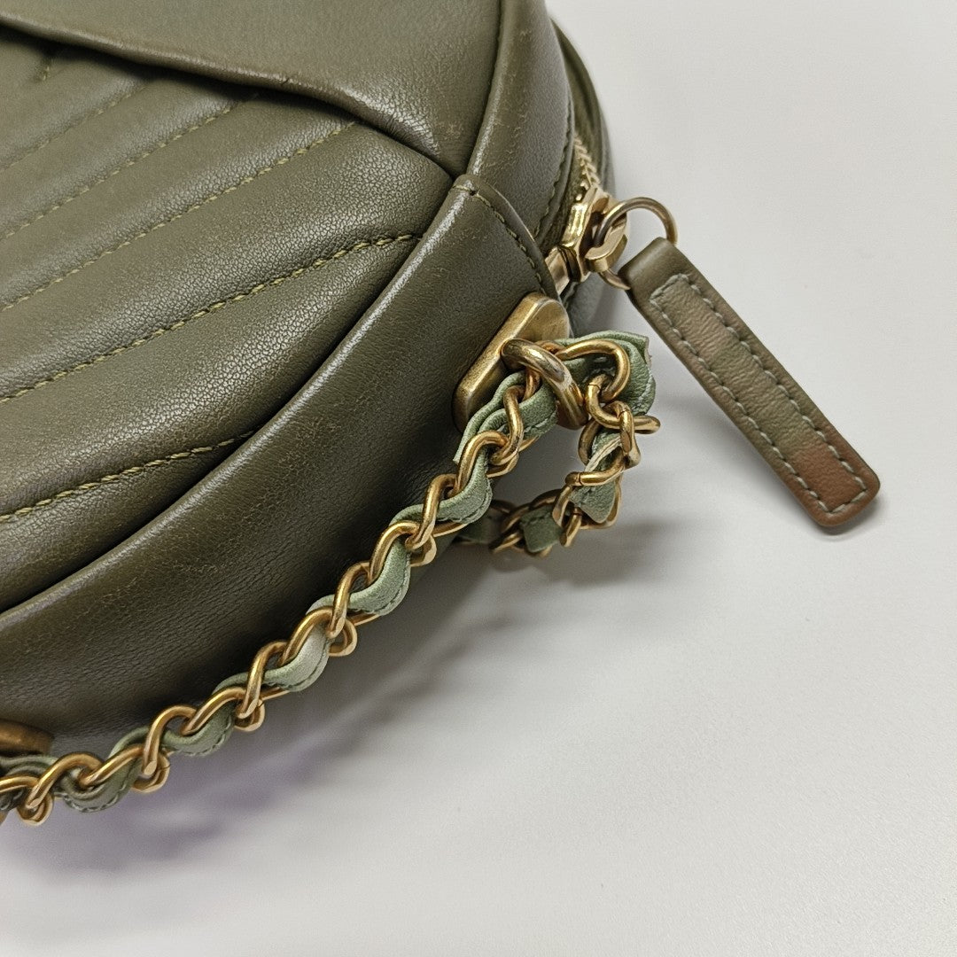 Chevron Calfskin Shoulder Bag Green