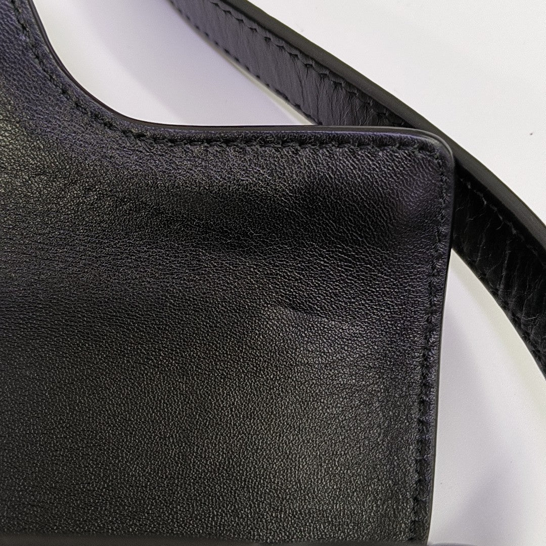 16 Small Calfskin Black