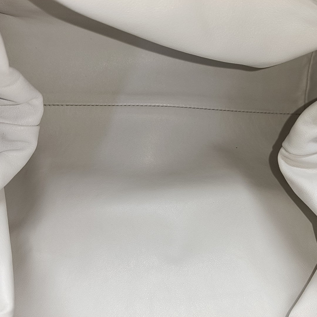 The Pouch Large Calfskin White