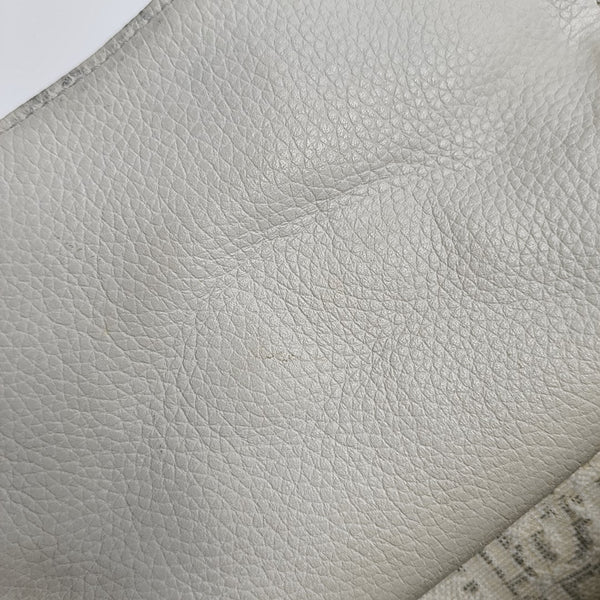 Saddle Mini Piel de Becerro Blanco
