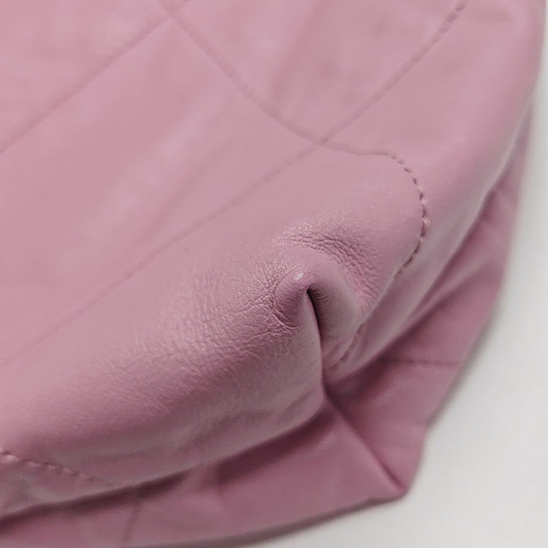 CHANEL 22 Medium Quilted Calfskin Pink