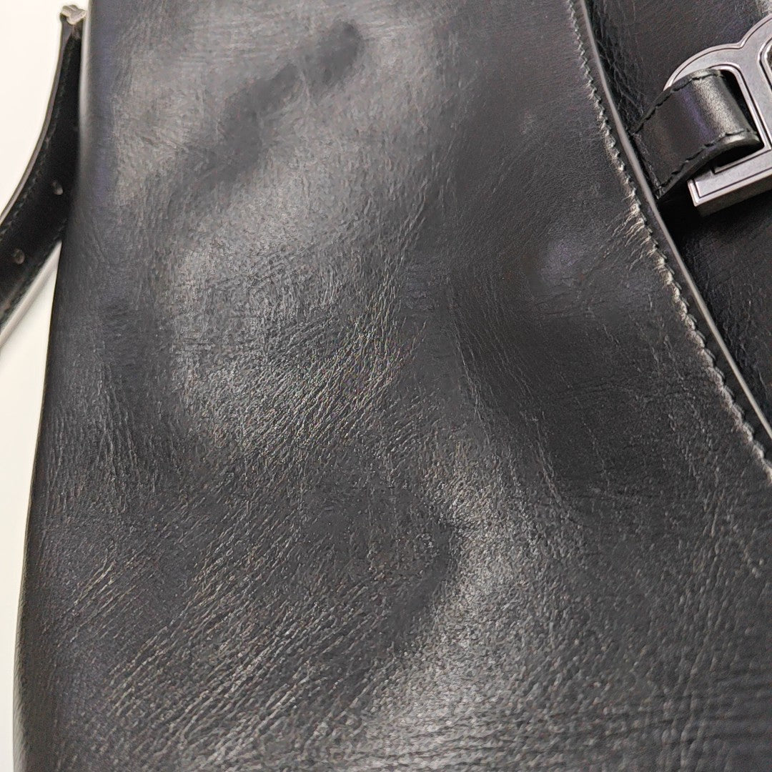 Crush Medium Calfskin Black