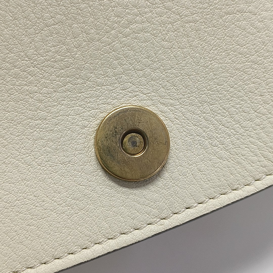 Nile Medium Calfskin White