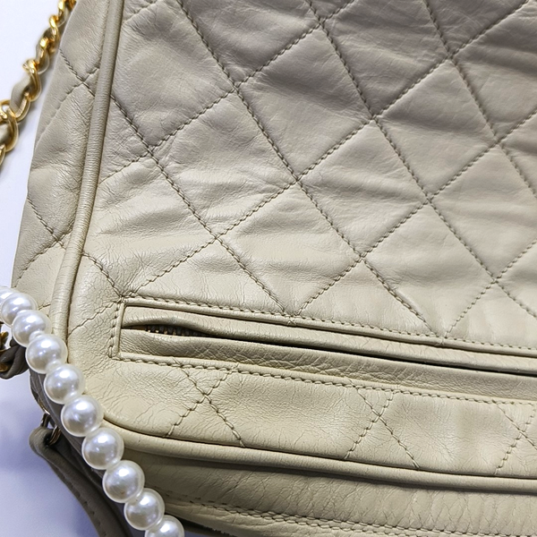 Quilted Lambskin Beige