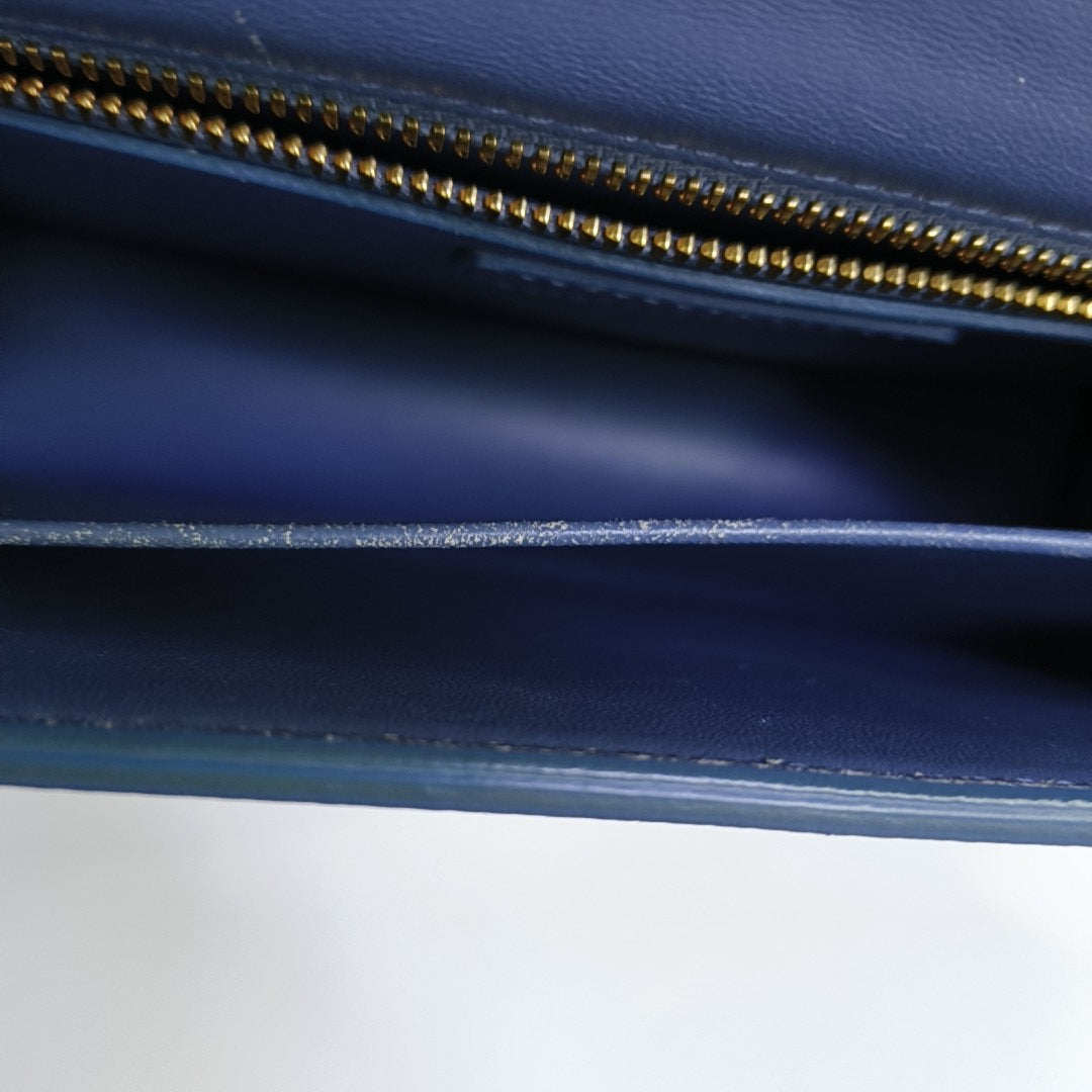30 Montaigne Calfskin Blue