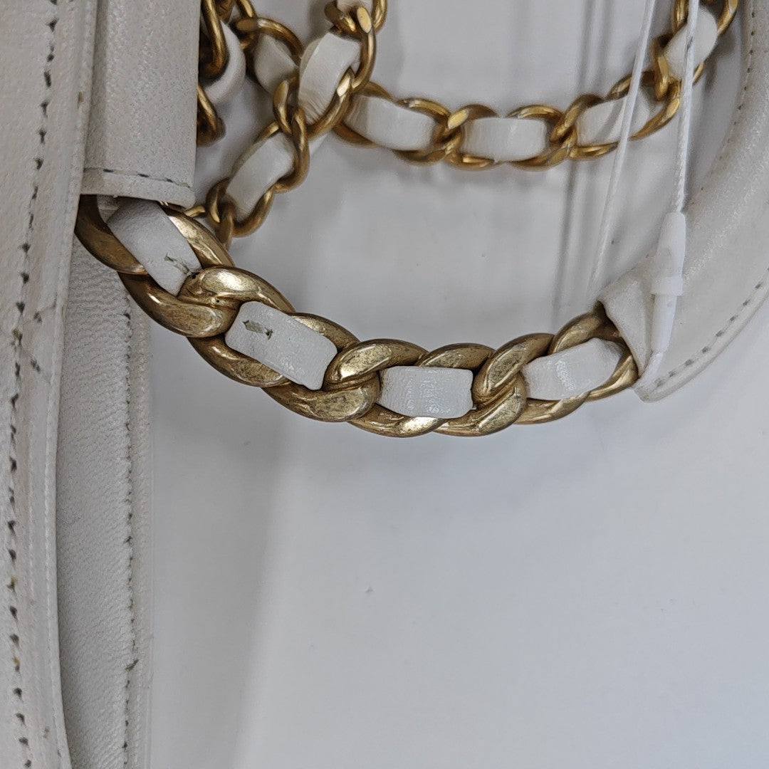Quilted Lambskin Bucket Bag White