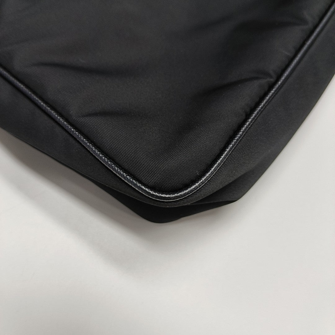 Re-Edition2000 Mini Nylon Black