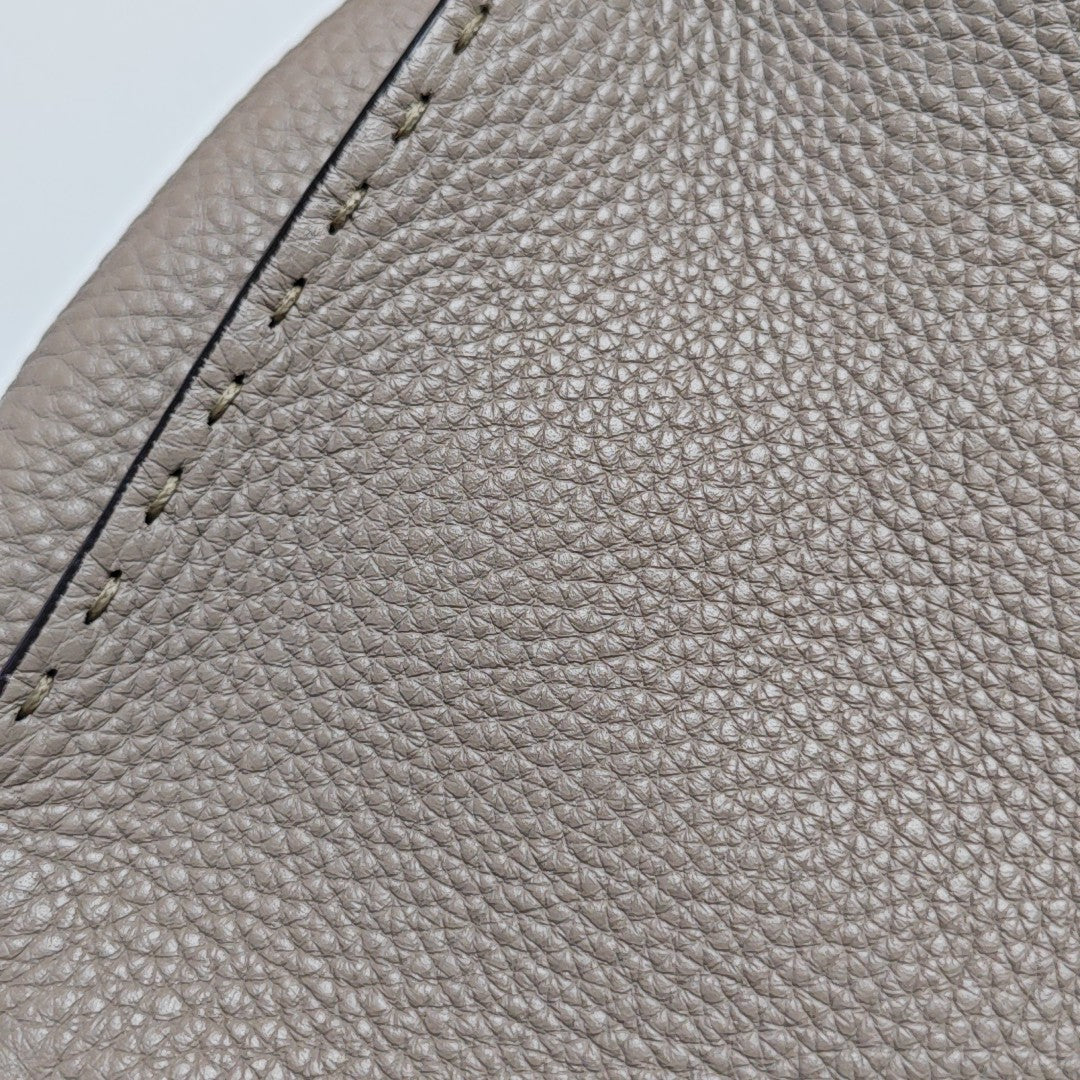 Peekaboo Medium Calfskin Gray