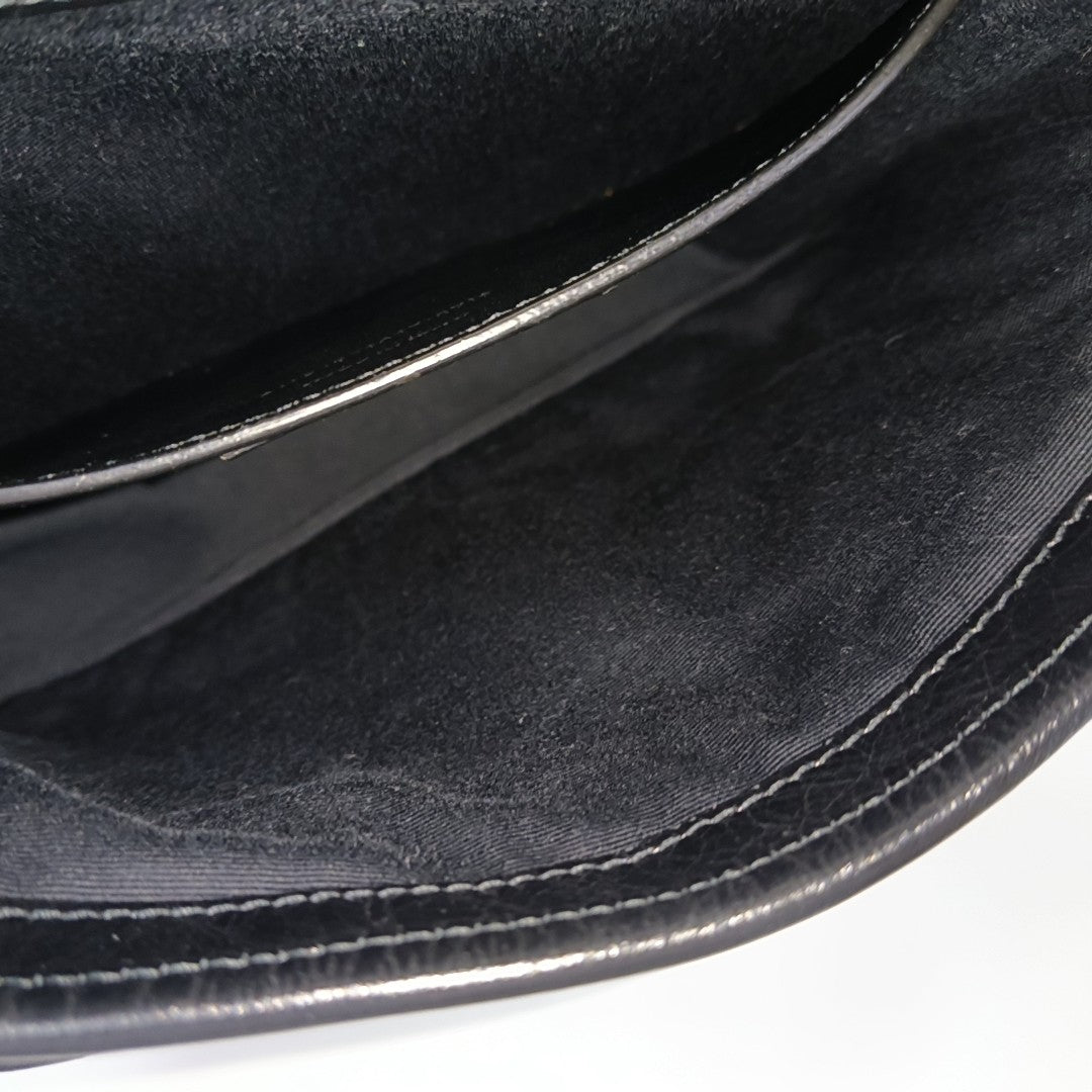 NIKI Small Chevron Calfskin Black