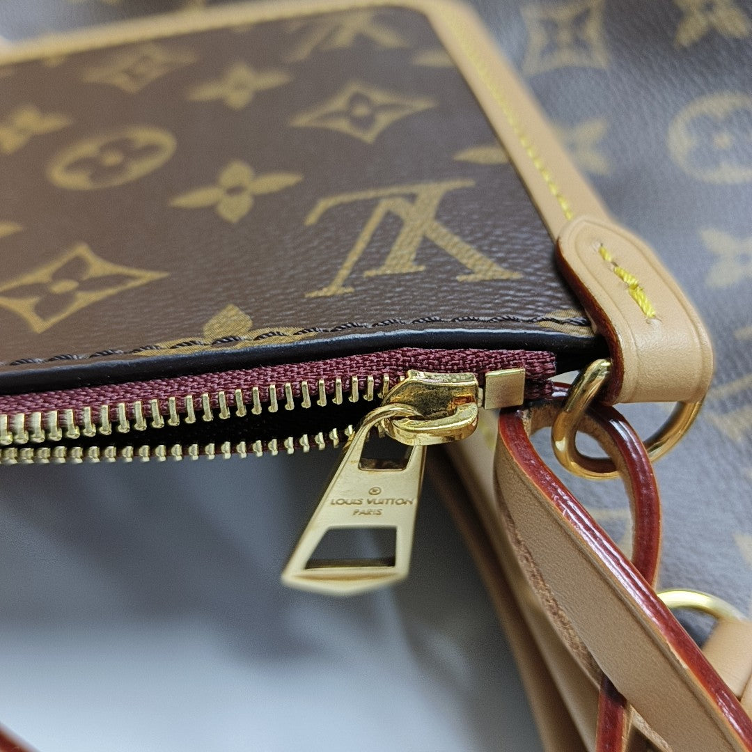 CARRYALL PM Monogram Coated Canvas Brown