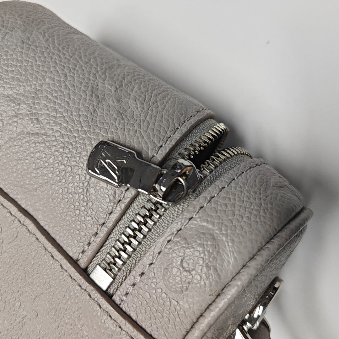 Vanity Chain Pouch Mini Monogram Calfskin Gray