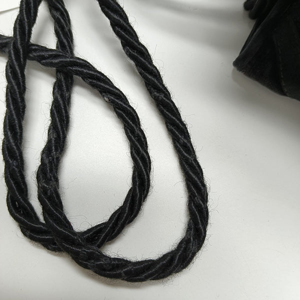 Velvet Black