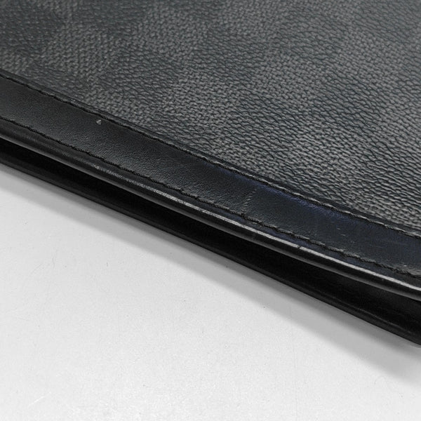 Pochette Voyag MM Damier Graphite Coated Canvas Gray
