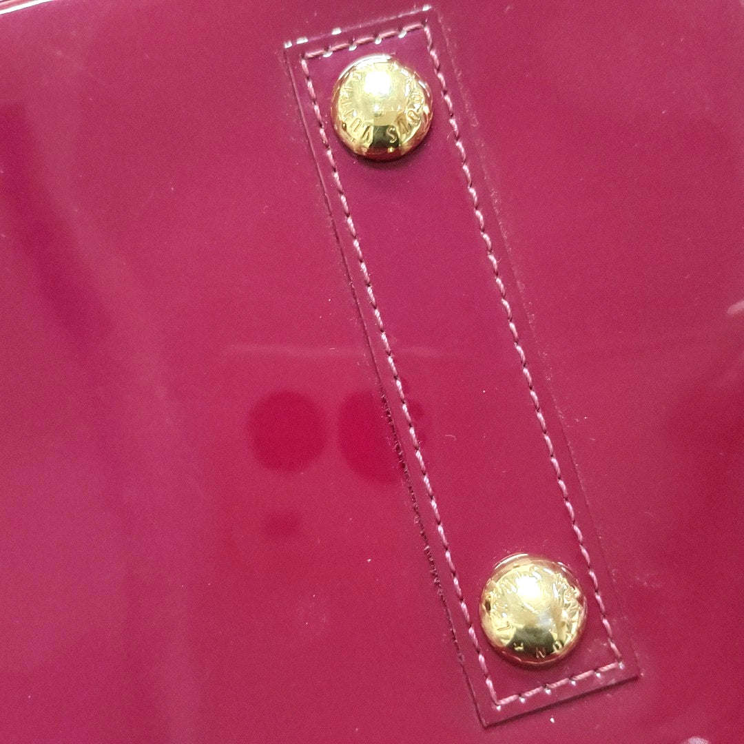 Authenticated pre-owned  ALMA PM Patent Leather Red - Top Handle Bag at Looply