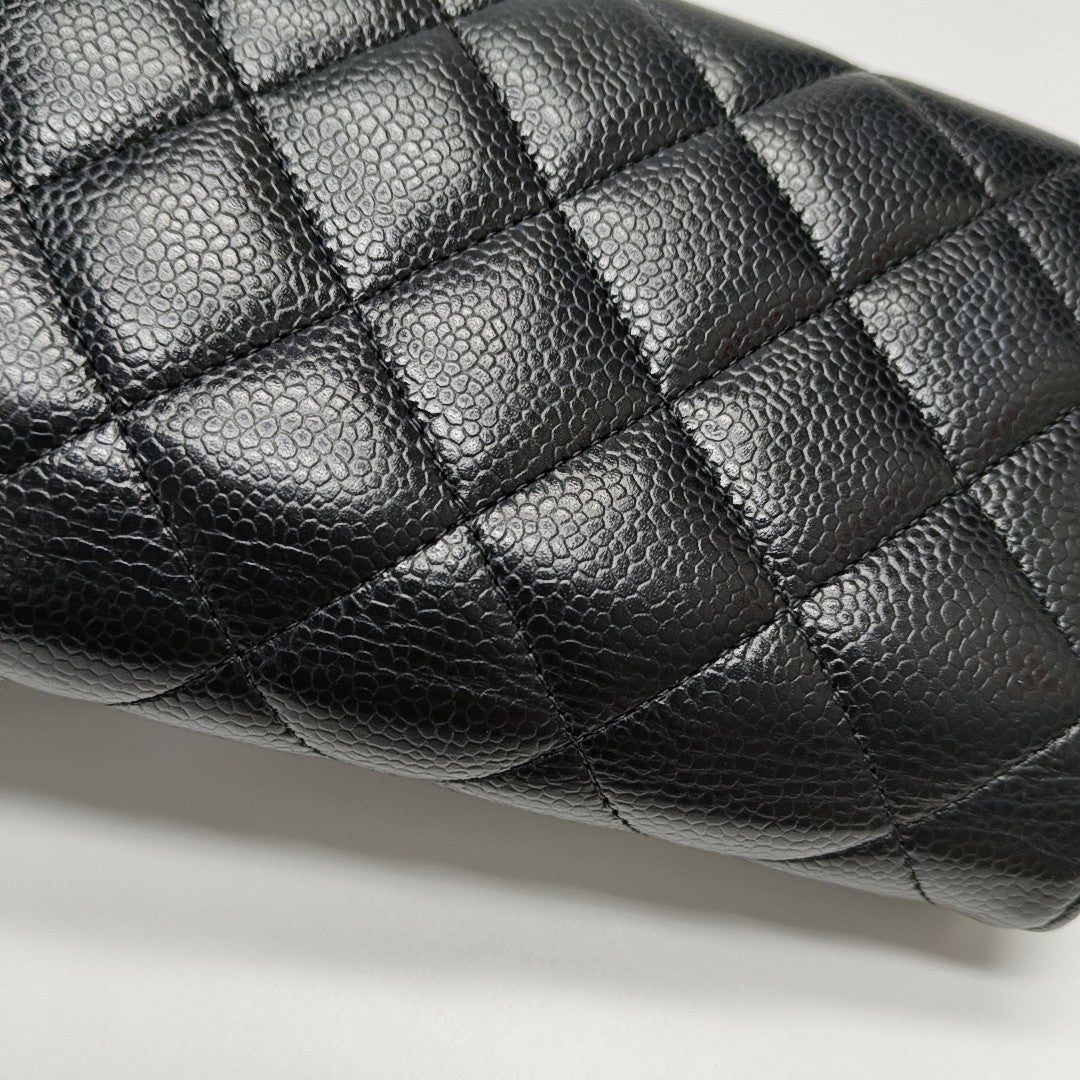 CLASSIC FLAP Mini Quilted Grained Calfskin Black Wallet