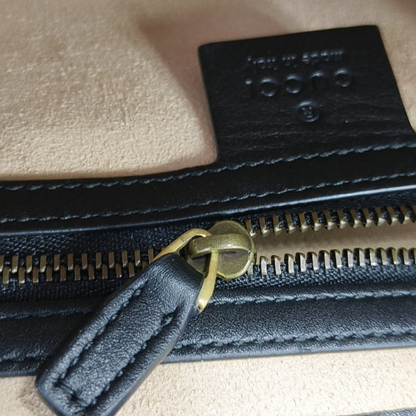 Queen Margaret Small Calfskin Black