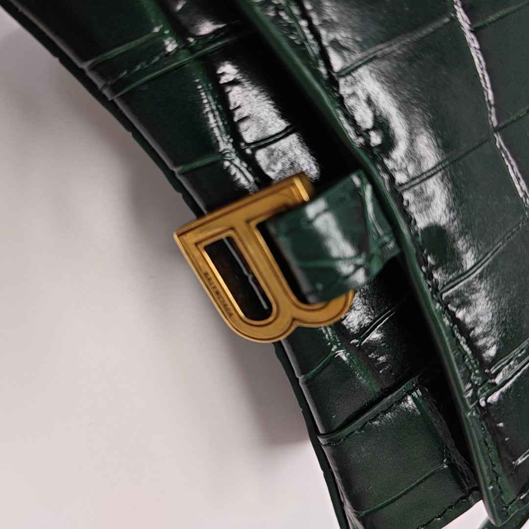 Hourglass Mini Calfskin Green