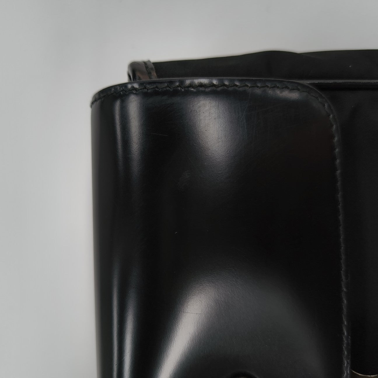 Nylon Calfskin Black