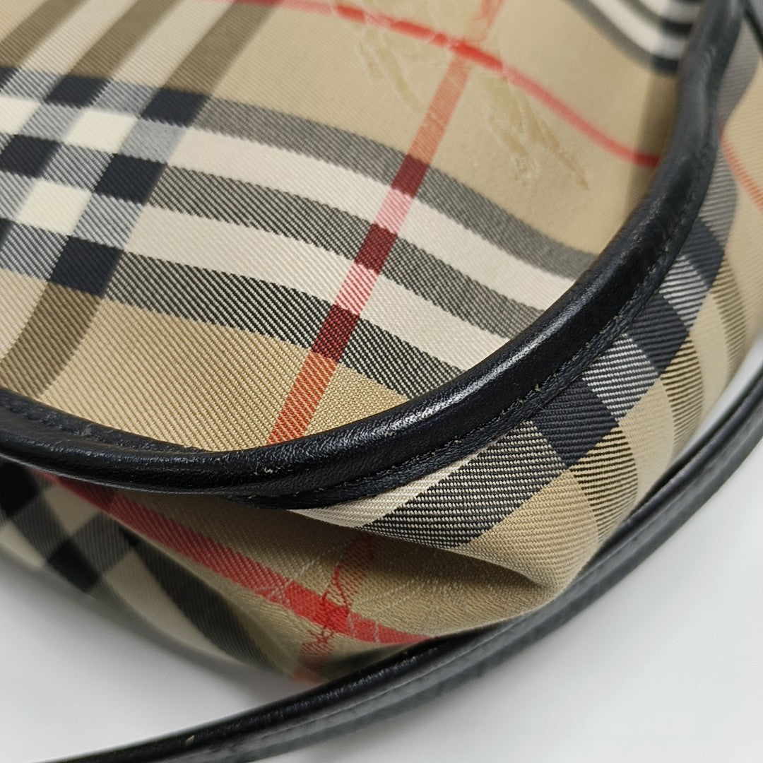 Canvas Brown