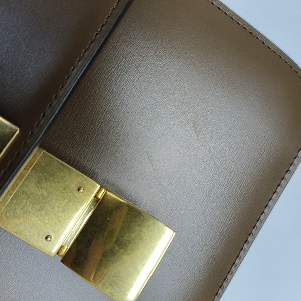 CLASSIC BOX Small Calfskin Brown