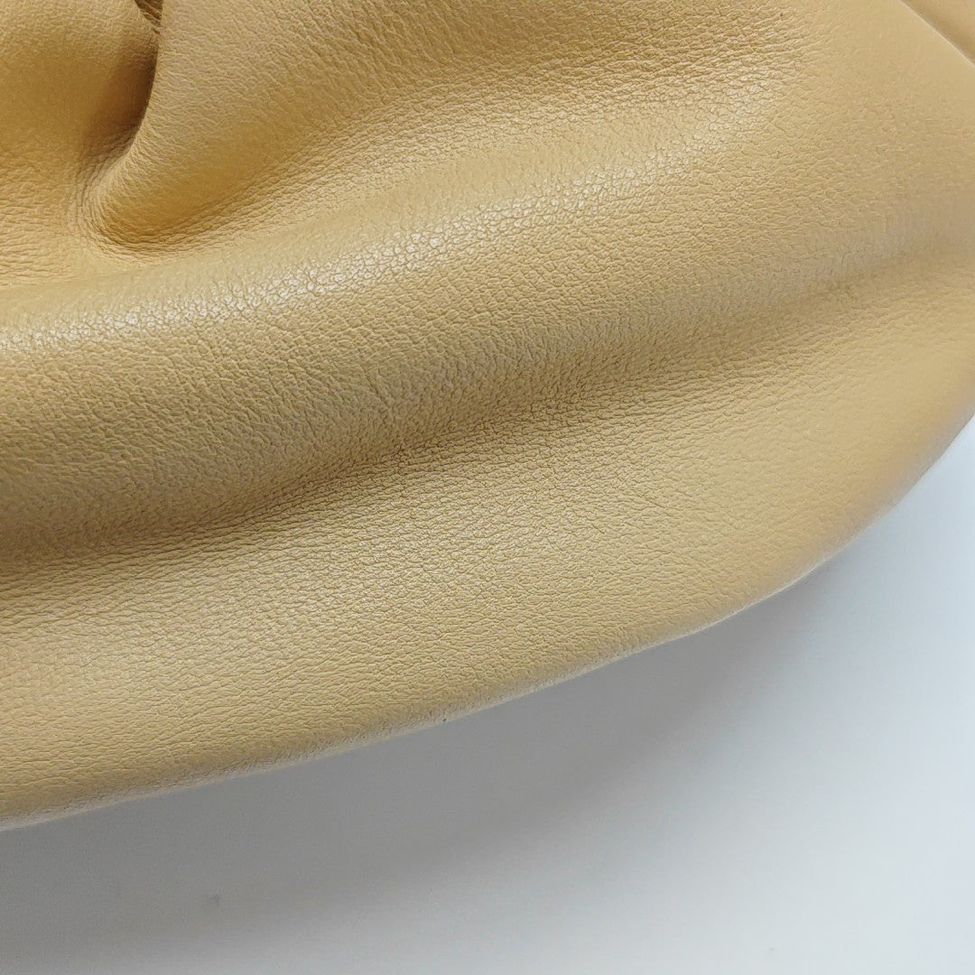 The Pouch Mini Calfskin Beige