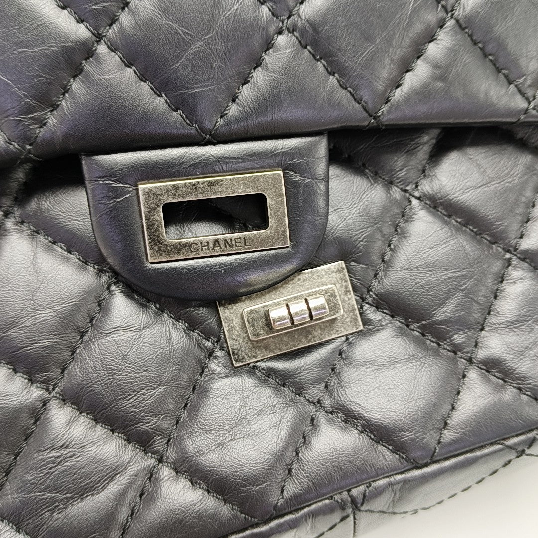 2.55 227 (jumbo) Quilted Vintage Calf Black