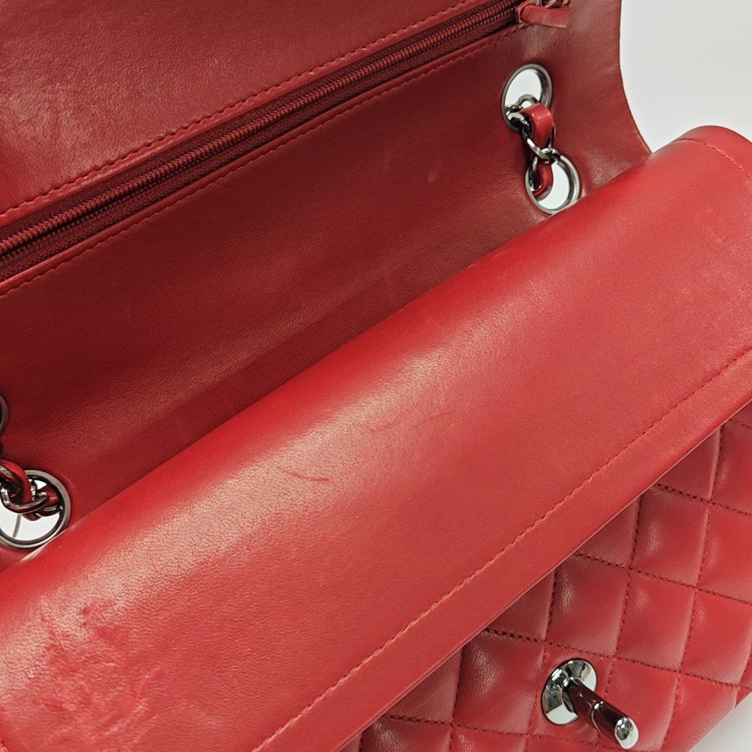 CLASSIC FLAP Medium Quilted Lambskin Red