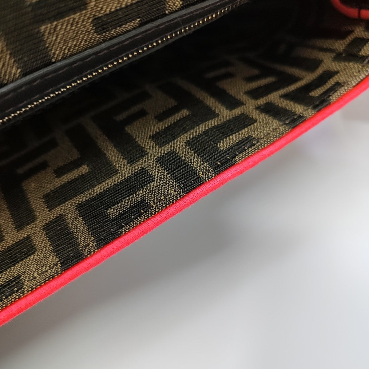 Baguette Medium Canvas Brown