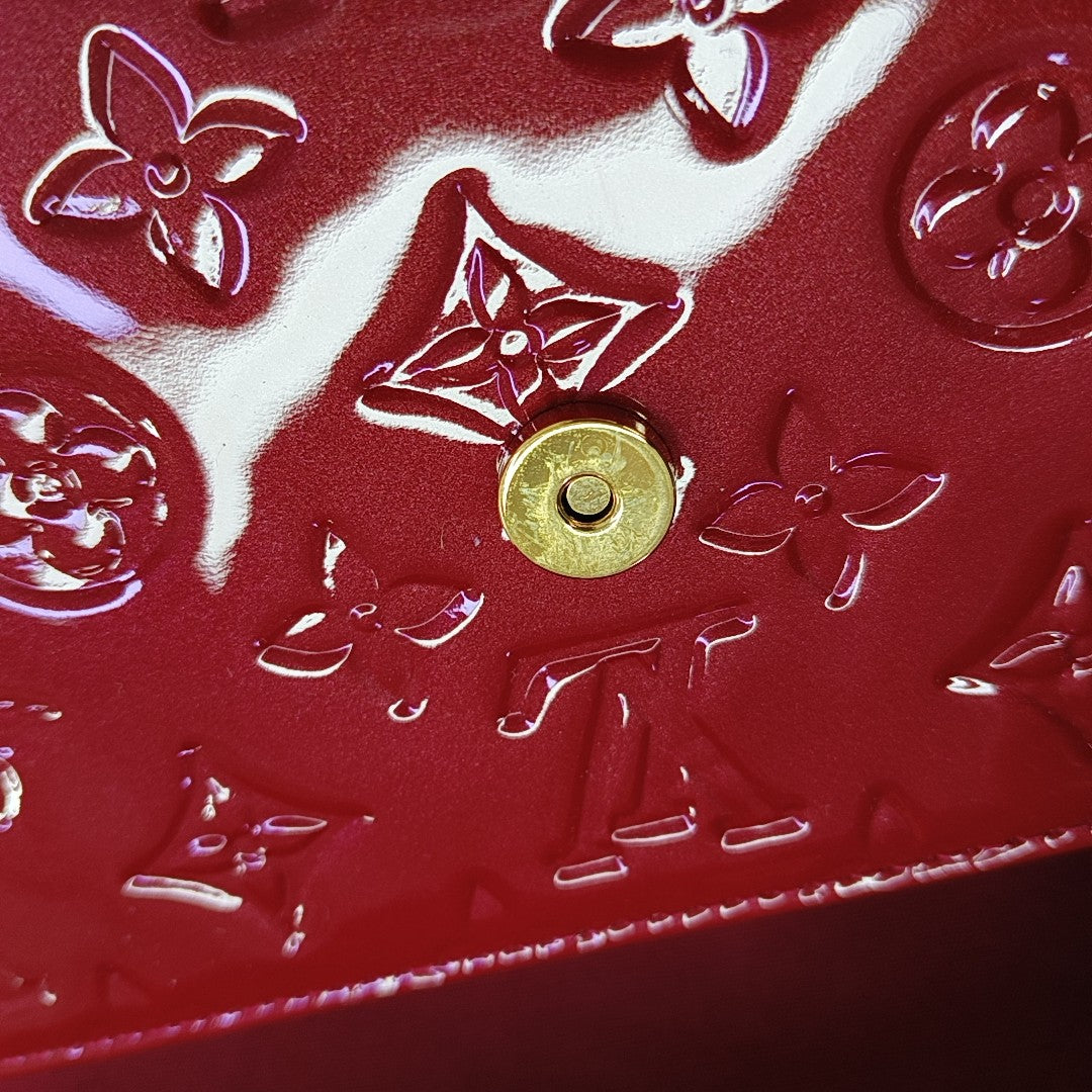 RODEO DRIVE Patent Leather Red