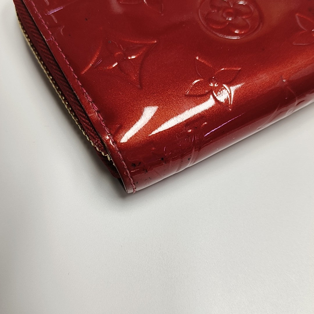 ZIPPY Patent Leather Red Wallet