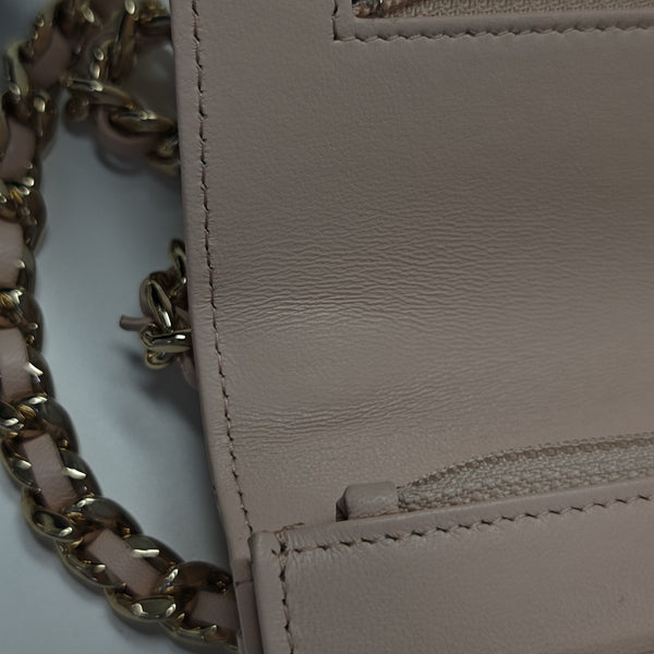 Quilted Lambskin Shoulder Bag Pink