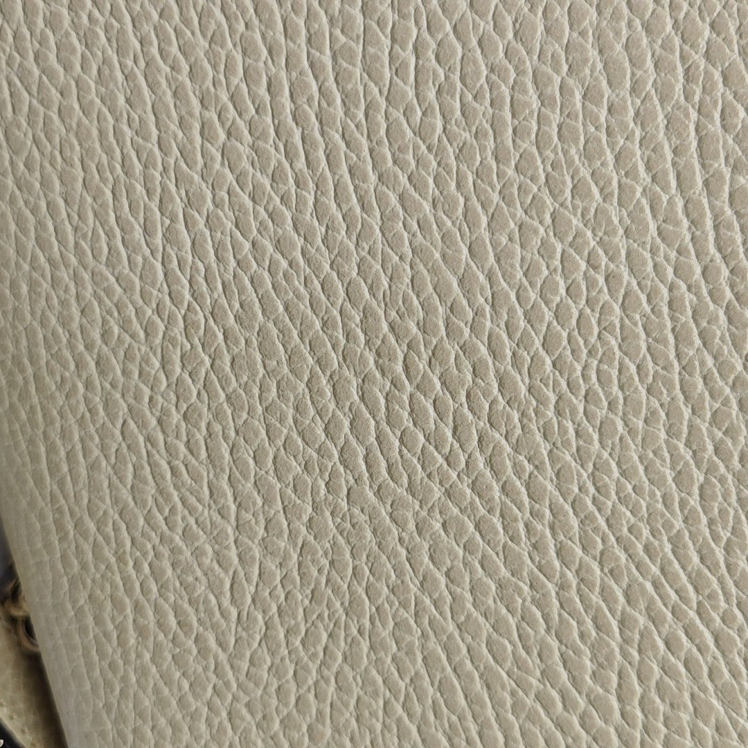 Interlocking G Small Calfskin Beige